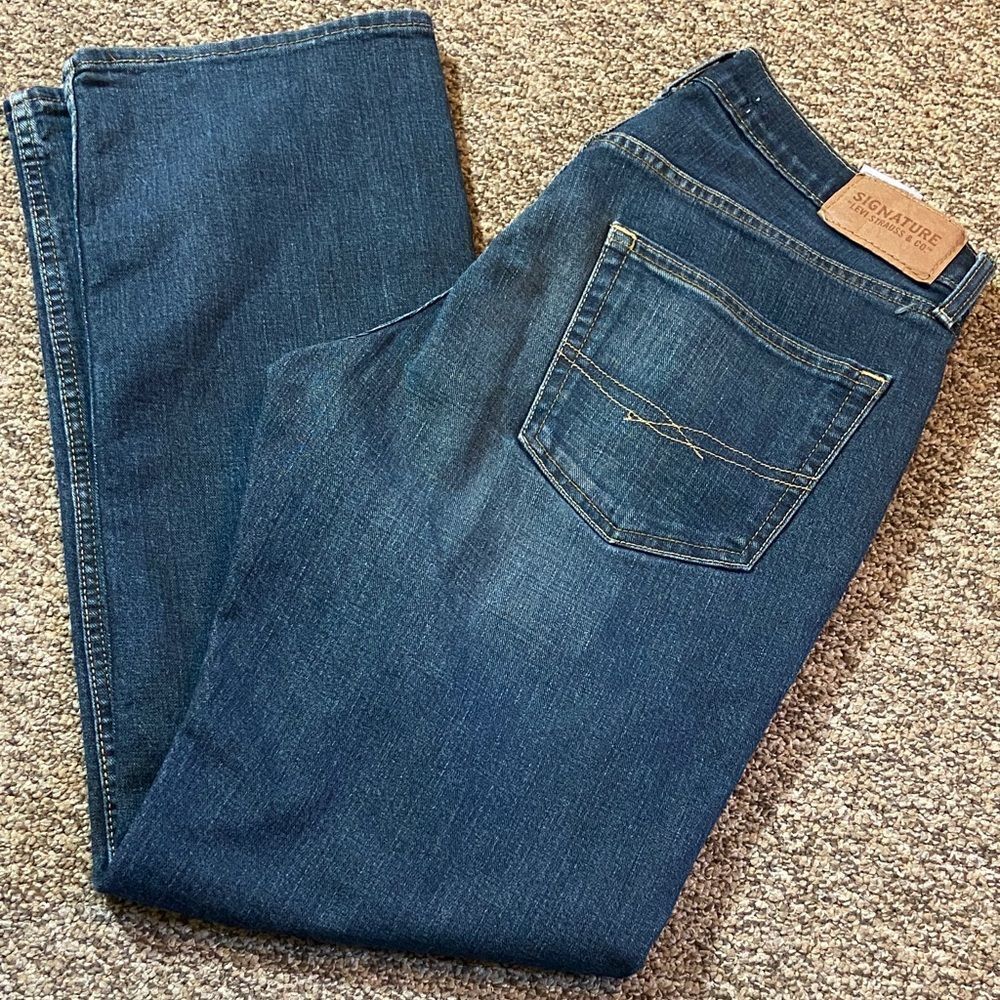 Signature Levi Strauss & Co Dark Blue Men's Straight Jeans Size 32x32